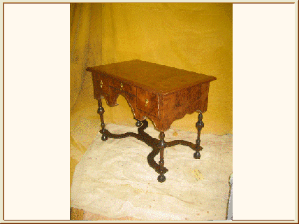 William & Mary Lowboy, photo 5