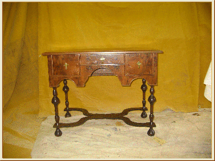 William & Mary Lowboy, photo 9