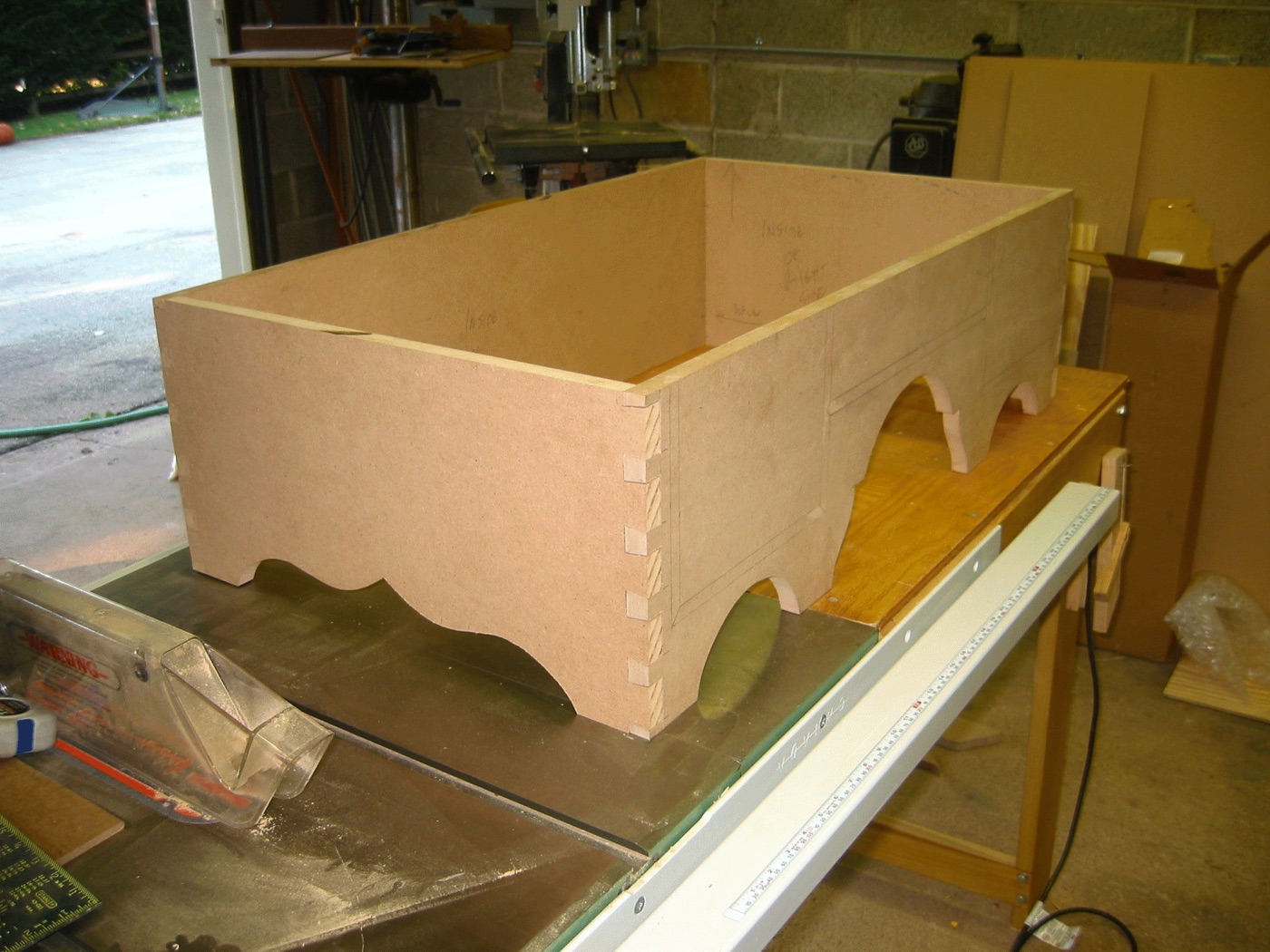 Cutting dovetails